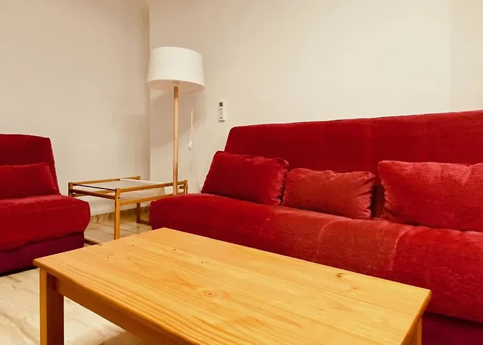 Comfortable Flat Close To The *