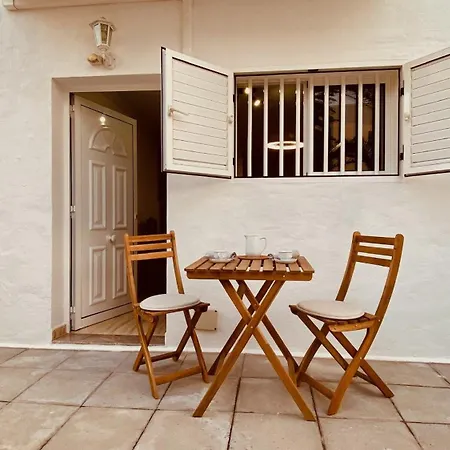 Comfortable Flat Close To The Διαμέρισμα *