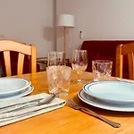 Appartement Comfortable Flat Close To The