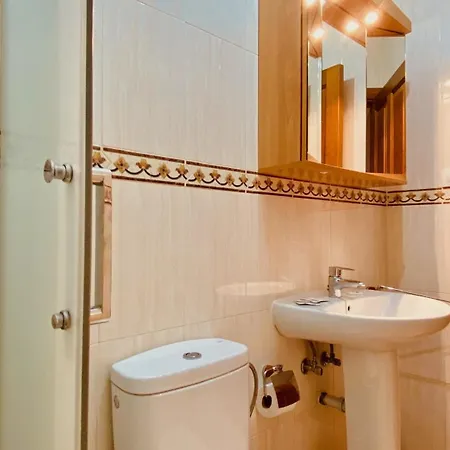 Comfortable Flat Close To The *